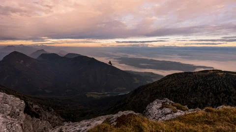 Time Lapse - Moving clouds on the top of a mountain 스톡 동영상 46197667