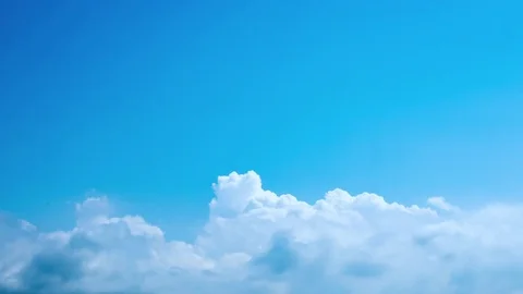 Time lapse of moving cumulus clouds of summer sky Stock Footage 78991177
