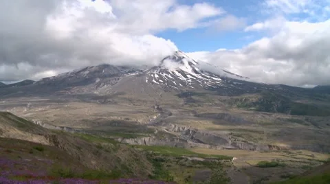 Time lapse of Mt. St. Helens Stock Footage 8677665