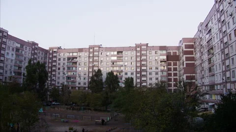 Time lapse of multistorey building with changing window lighting at night Video stock 58600016