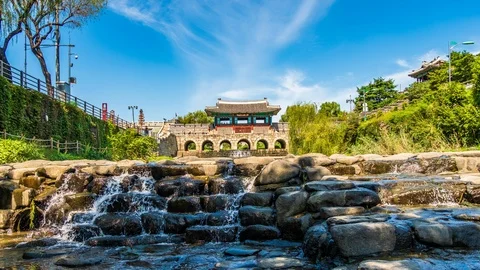 Time lapse Natural Evening Old city wall. Hwaseong Fortress in Korea in Suwon Stock Footage 117979123