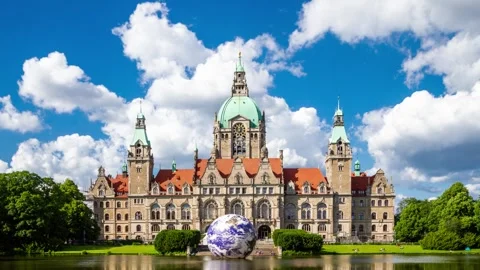 Time lapse of the New Town Hall in Hannover Stock Footage 292833577