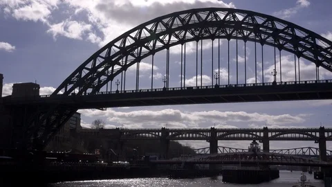 Time lapse Newcastle upon Tyne bridges across the Tyne river UK 4K 스톡 동영상 105359554
