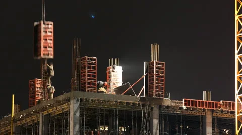Time lapse. night building construction. III. Video stock 982758