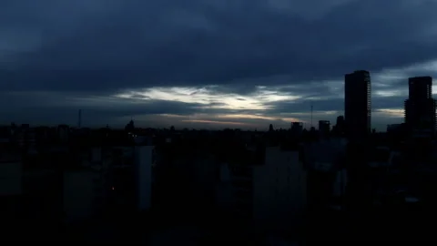 Time lapse of the night falling in Buenos Aires Stock Footage 156057889