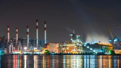 Time-lapse: Night scene Industrial Power Plant and Oil Chemical Plant. 4K Resolu Stock Footage 96423239