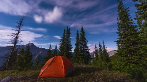 Time lapse of night sky with tent camping Stock-Footage 69039080