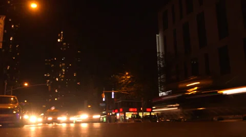 Time-lapse of night time traffic in New york Stock Footage 32240503