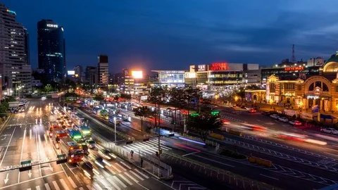 Time lapse Night view of Seoul station Video stock 80747357