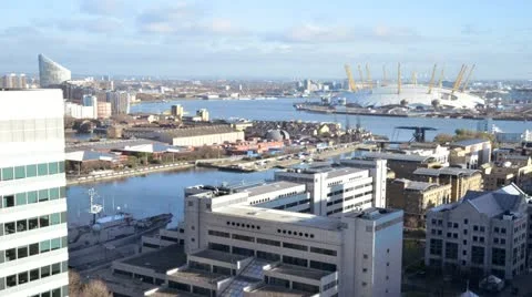 Time lapse of O2 Arena and South London skyline in a cloudy day Vídeo Stock 20473404