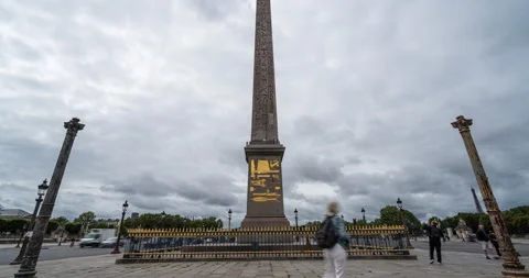 Time Lapse of the Obelisk at Place de la Concorde in Paris, France Video stock 165502172