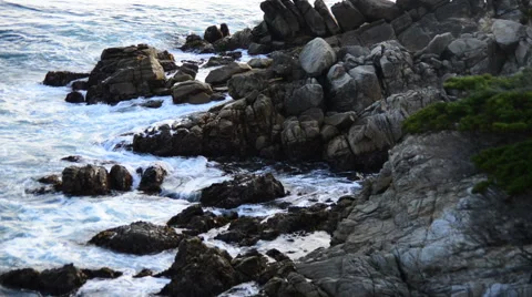 Time Lapse of Ocean Waves Crashing on Rocks - Big Sur Stock Footage 41617259
