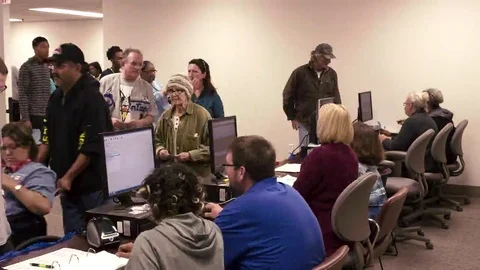 Time Lapse of Ohio voters logging in to vote early in persidential election. Stock Footage 69104829