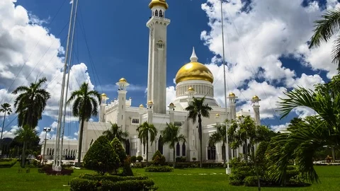 Time Lapse Omar Ali Saifuddin Mosque Stock Footage 76788362