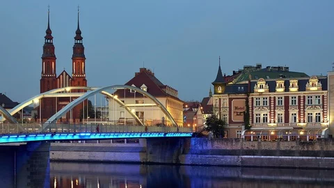 Time lapse of Opole in the evening  스톡 동영상 95089762