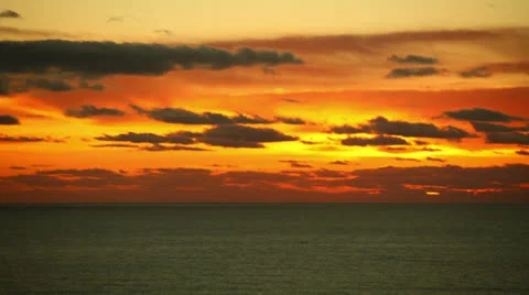 Time Lapse Orange Sky With Clouds HD Video Video stock 25081830