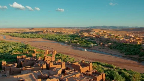 Time lapse over desert city Ait-Ben-Haddou Castle in Morocco, Game of Thrones Stock Footage 76718355