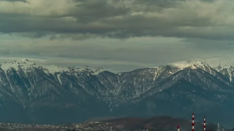 Time-lapse of overcast sky against the background of mountains, clouds fly 動画素材 229527007