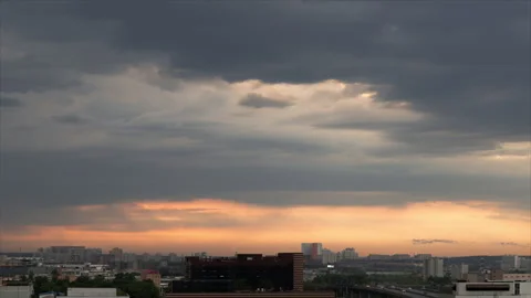 Time lapse. Panorama of evening summer city after rain Stock-Footage 313953188