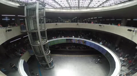 Time Lapse of Passengers walking in the station Sé in São Paulo, Brazil Stock Footage 44733381