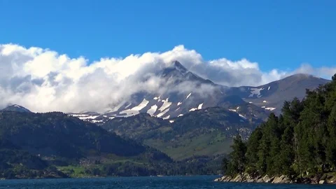 Time lapse of the peak of Carlit in the Pyrenees. Stock Footage 106367571