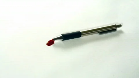 Time lapse of a pen bleeding red ink. Vidéo 557840