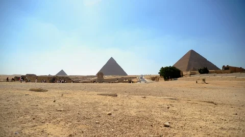 Time Lapse of People Visit Sphinx of Giza Pyramid Khufu Cheops Khafre Menkaure Stock-Footage 99887578