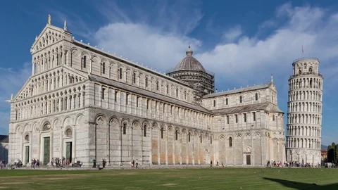 Time lapse of people visiting The Leaning Tower and The Cathedral in Pisa, Italy Stock Footage 81276820