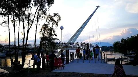Time lapse people walking at bridge Stock Footage 86888537