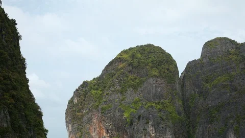 Time Lapse of Phi Phi Island Long Tail Boat in Maya Bay Beach Thailand Landscape Video stock 106446728