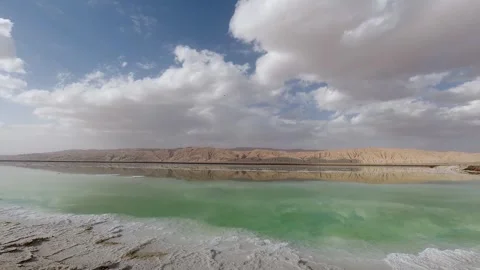 Time Lapse Photography of Light Green Lake Surface Gentle Flat at Emerald Lake Video stock 337150761