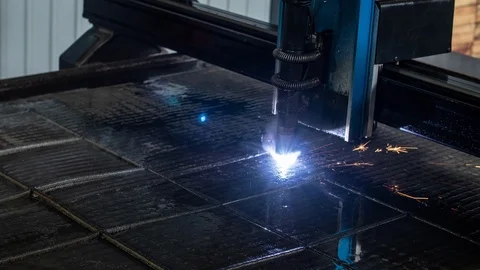 Time lapse of plasma cutter. Plasma robotic industrial equipment works with 스톡 동영상 93730048