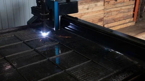 Time lapse of plasma cutter. Plasma robotic industrial equipment works with Видео 95931469