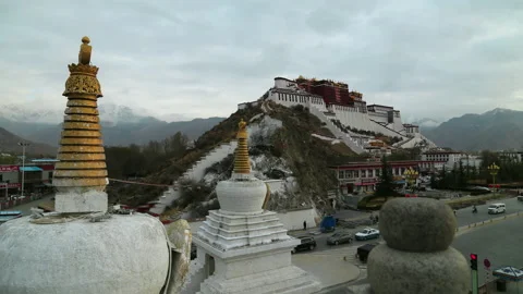 Time lapse of Potala Palace 스톡 동영상 167988909