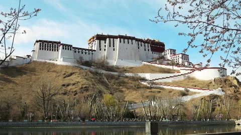 Time lapse of Potala Palace Stock-Footage 167989551