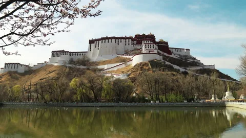 Time lapse of Potala Palace Stock Footage 167991292