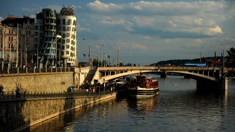 Time Lapse of Prague Dancing House People and Cars Traffic Famous Czech Landmark Video stock 104506157