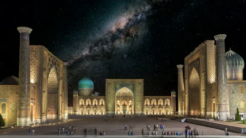 Time lapse in Registan square at sunset with milky way in Samarkand, Uzbekistan Stock Footage 131611824