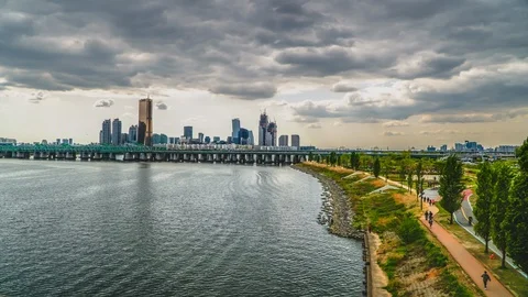 Time lapse River skyline that has passed from time to time in Seoul, South Ko Stock Footage 107770816