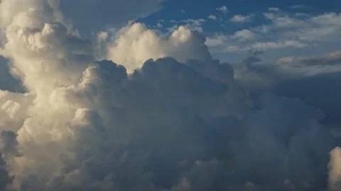 Time Lapse of the rolling clouds Video stock 135494473