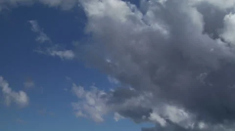Time Lapse.  Rolling grey and white clouds 库存影片 48354820