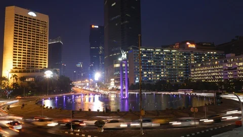 Time Lapse Roundabout traffic 库存影片 90411568