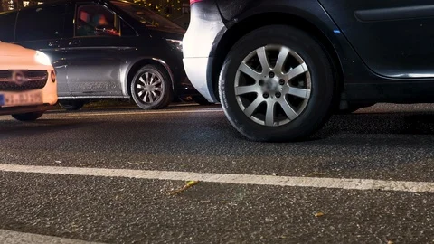Time-lapse of rush-hour traffic jam in the city center Видео 98687574