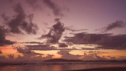 Time Lapse Sea beach with sunset over cloud sky in evening Stock Footage 153507917