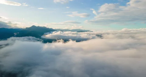 Time Lapse sea of clouds during morning sunrise Stock Footage 163628022
