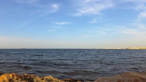 Time lapse sea view from the beach. With sky Vídeo Stock 114355391