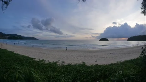 Time lapse sea wave hit sand beach, moving cloudy blue sky background Video stock 134188381