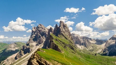 Time lapse of Seceda, Ortisei - Dolomites Video stock 91744526