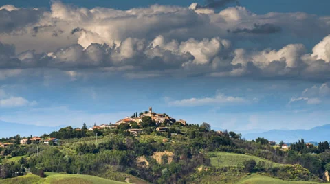 Time Lapse sequence of landscape with clouds movement. Video stock 37590807