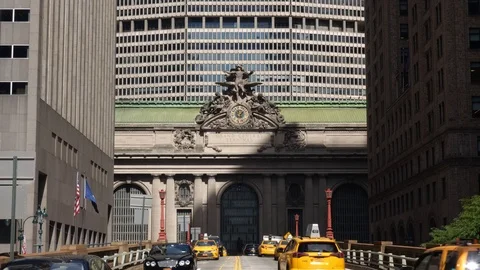 Time lapse of Shadow on Central Station Building Video stock 121597677